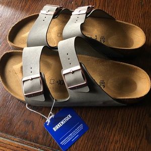 Men’s Birkenstock Sandals NWT size 10 EU 43